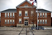 Bellevue Elementary School, formerly the Jackson County Courthouse, built in 1845. JacksonCountyCourthouse.jpg