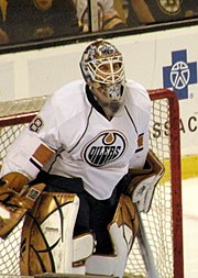 Deslauriers in an Edmonton Oilers uniform in 2009 Jef Delauriers.jpg