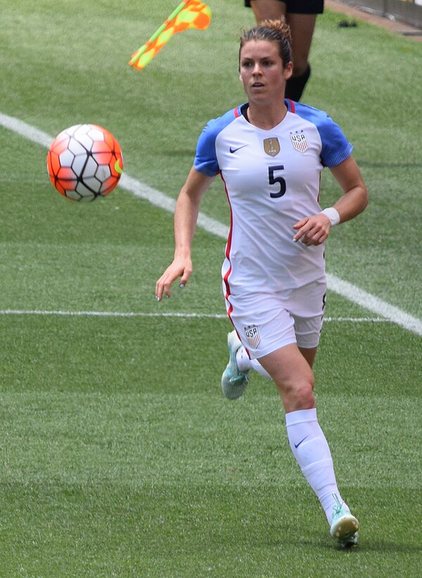 O'Hara playing for the USWNT in 2016