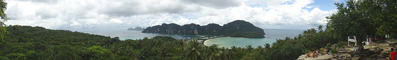 File:Koh phiphi - bay.jpg