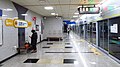 Korail-Bundang-Linie-K214-Seonjeongneung-Station-Plattform-20181124-103718.jpg