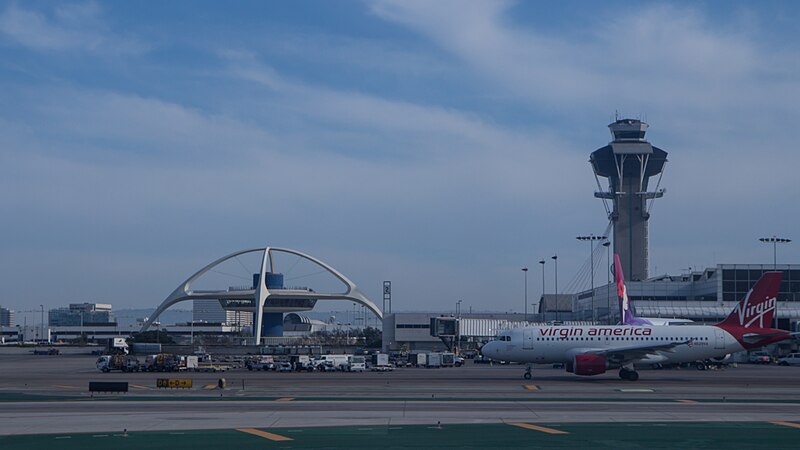 File:LAX, Theme Building, Tower and Virgina America jet (10072280714).jpg