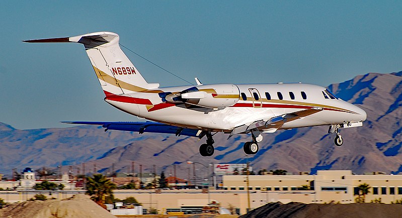 File:LIZ AIR III LLC LAS VEGAS, NV (Corporation) N689W (cn 650-0045) Cessna 650 Citation III (1984) (29995745016).jpg