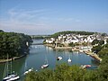 Le Bono et son port vus depuis le pont Joseph Le Brix.