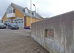 Rettungsbootstation und Startrampe - geograph.org.uk - 1361616.jpg