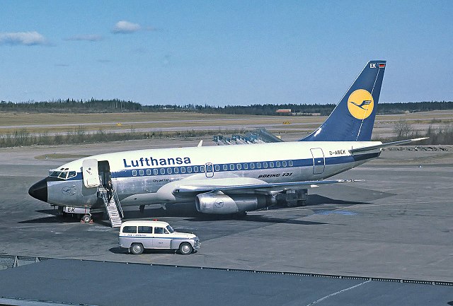 February 10, 1968: The smaller Boeing 737 begins service