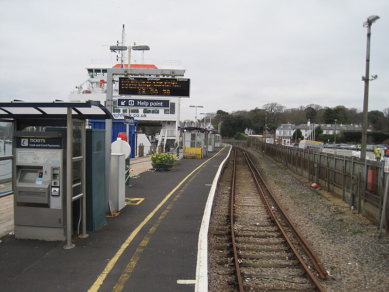 File:Lymington Pier railway station, Hampshire - geograph.org.uk - 3294954.jpg