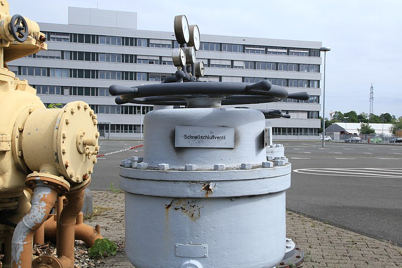 File:Mülheim adR - Rheinstraße - Siemens AG Power Generation - Turbosatz Schelle 04 ies.jpg