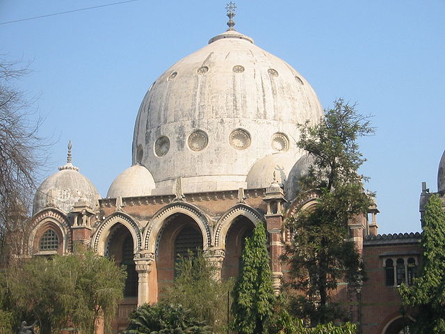 Faculty of Arts Dome, designed by Robert Fellowes Chisholm (1840–1915) in Indo-Saracenic style, modelled on Gol Gumbaz