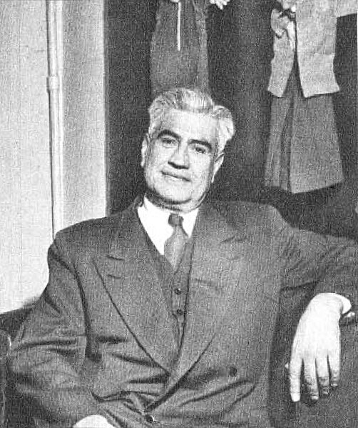 Archivo:Manuel Rojas (1952).jpg