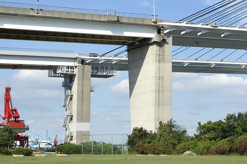 File:Meiko West Bridge 20171008F.jpg