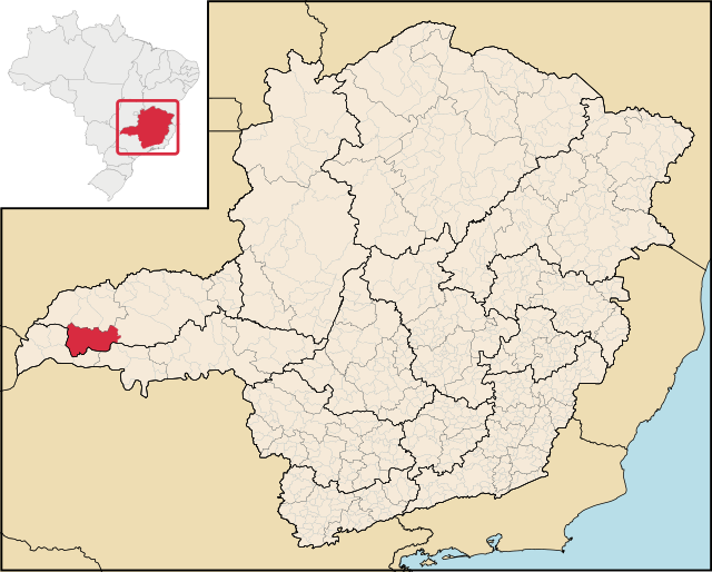 Localização de Campina Verde em Minas Gerais