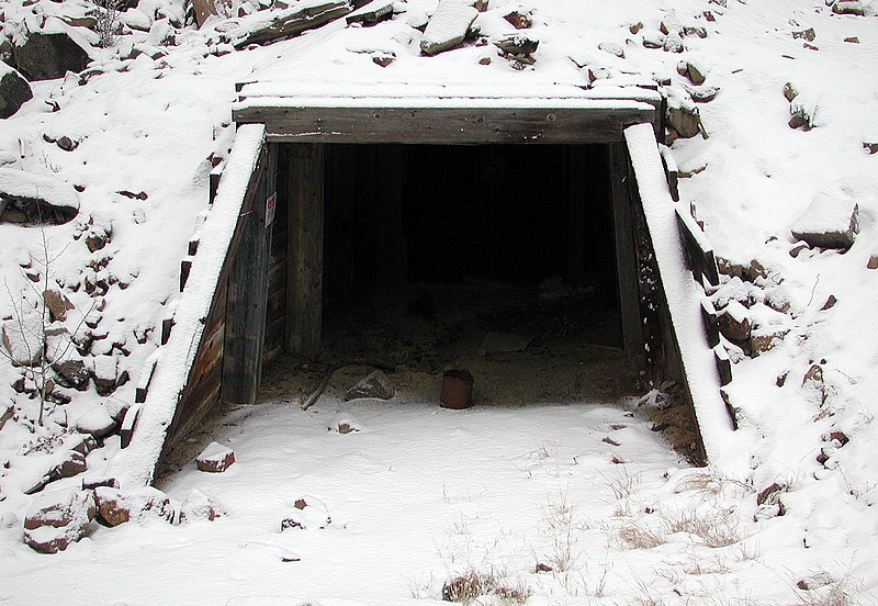 File:Mine entrance.jpg