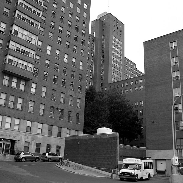 File:Montreal General Hospital - panoramio.jpg