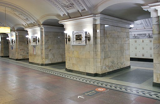 MoscowMetro OktyabrskayaKoltsevaya HF4