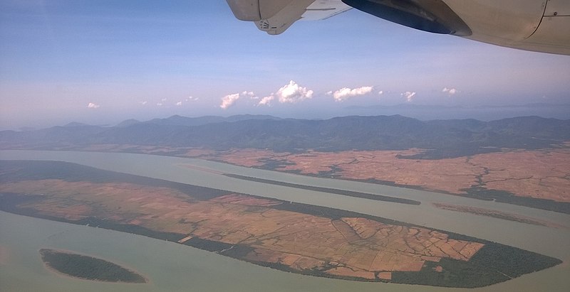 File:Myeik Archipelago and Tenasserim (Tanintharyi) region from the air 07.jpg