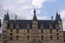 Palais ducal (Nevers)