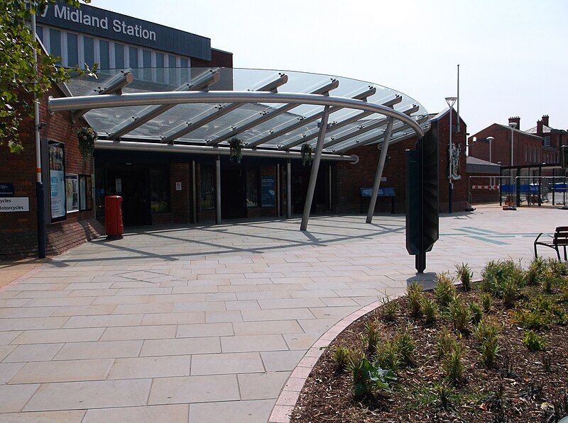 File:New facade at Derby station (1).JPG