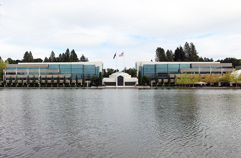 apple nike factory store