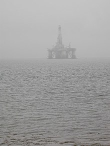 Oil platform in the North Sea Oil Platform in mist, Cromarty Firth near Rosskeen - geograph.org.uk - 851812.jpg