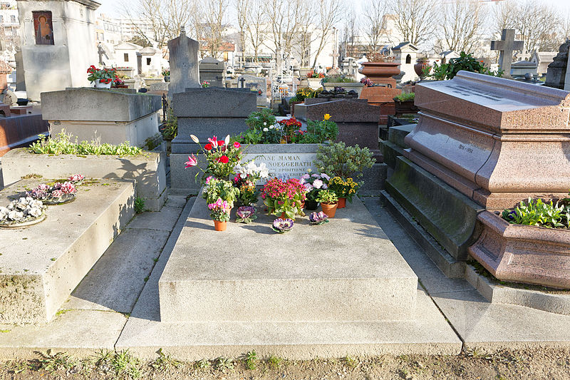 File:Père-Lachaise - Division 94 - Bonne maman 04.jpg