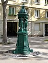 P1050331 Paris XII rue F.Foureau av.Lamoriciere fontaine Wallace rwk.JPG