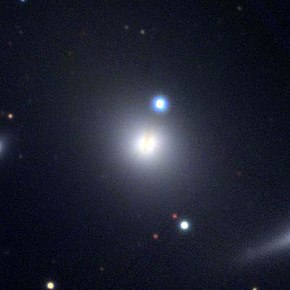 NGC 708 snimek PanSTARRS