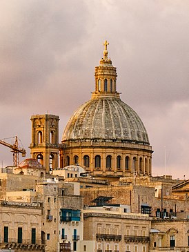 Panorama of Valletta (cropped 2).jpg