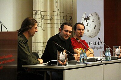 Dresden, 9. November 2011. Podiumsdiskussion mit Conny und Boris