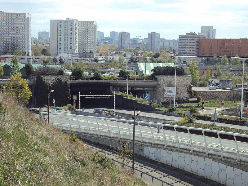 File:Portail Ouest du tunnel A14 nanterre - la defense (10).jpg