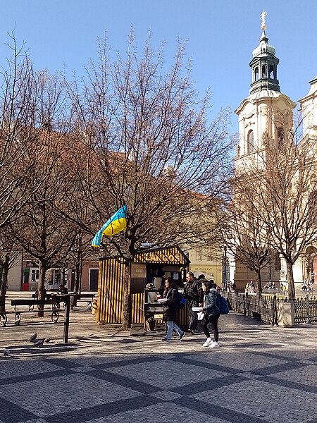 File:Prague, Solidarity with Ukraine, Old Town Square.jpg