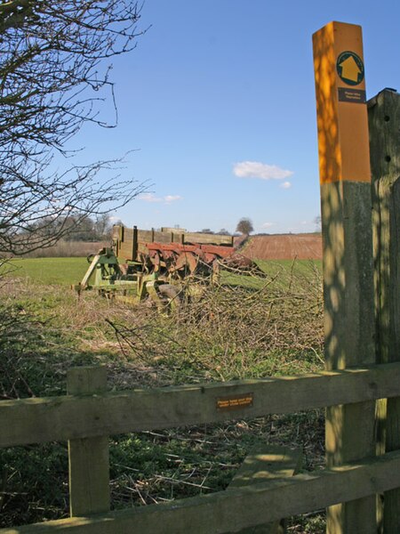 File:Public Footpath near Pickwell - geograph.org.uk - 147168.jpg