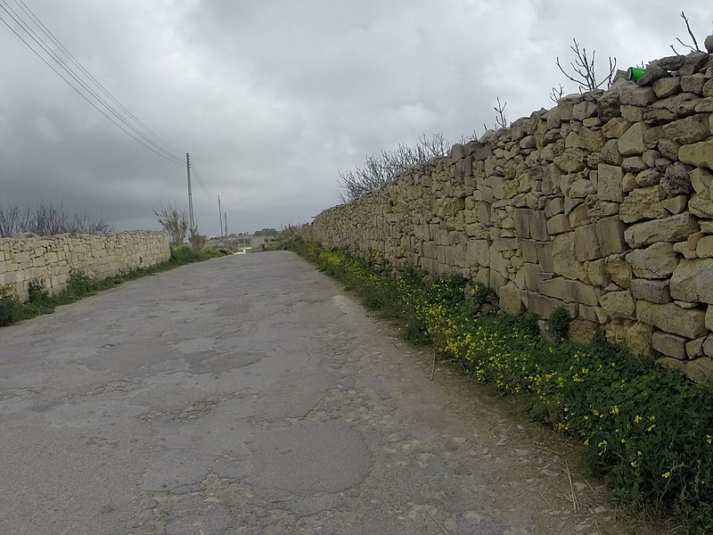 File:Qrendi, Malta - panoramio (224).jpg