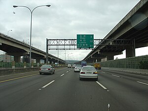 Southbound on Freeway 1 in Taipei