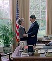 De Reagans in de Oval Office