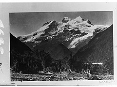 Rocky Mountians Showing Scrub and Trees(GN04645).jpg