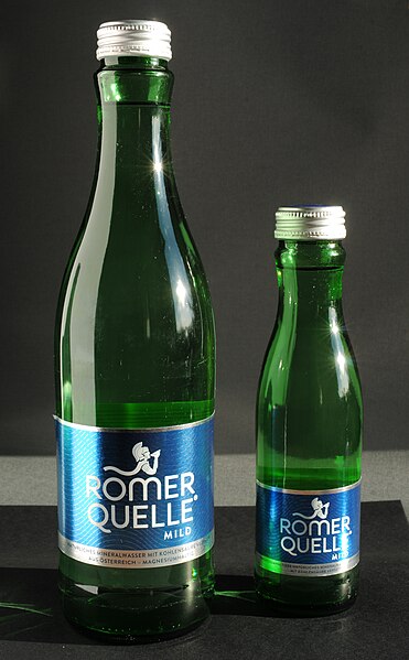 File:Roemerquelle mineral water1.jpg