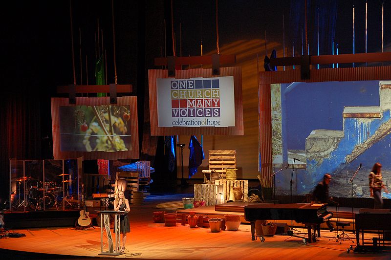 File:Scenic Design by Glenn Davis COH 2013.jpg