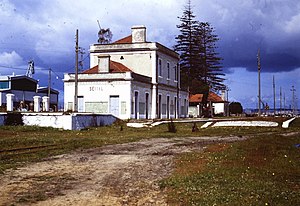 Antigo edifício da estação do Seixal, na Década de 1980