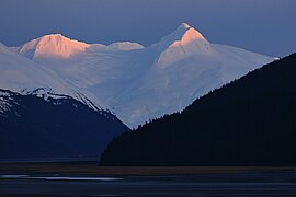 Shakespearovo rameno a Baird Peak. Chugach National Forest, Aljaška.jpg
