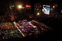 The percussive piano part is a highlighted feature of one of many concert performances of "She's the One" by Bruce Springsteen and the E Street Band. Working on a Dream Tour, Hartford Civic Center, April 24, 2009. ShesTheOneHartford042409.jpg