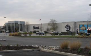 <span class="mw-page-title-main">Harbor Square</span> Shopping mall in New Jersey, United States