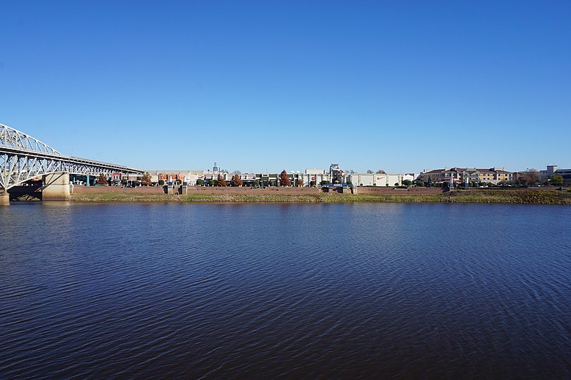 File:Shreveport December 2017 2 (Bossier City skyline).jpg