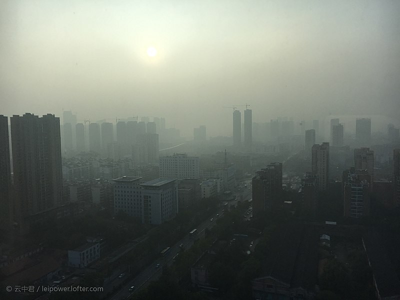 File:Smog descends on Wuhan, Hubei, China.jpg