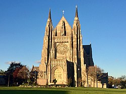 Crkva Svete Marije - Stamford, Connecticut.jpg