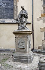 Thumbnail for File:Statue of John of Nepomuk in Dušní, Prague (4326).jpg