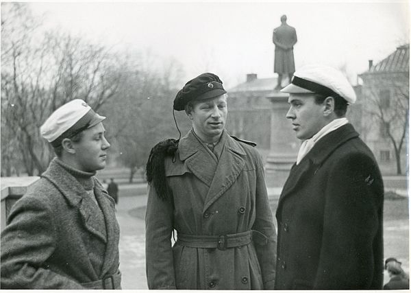 A collection of various models in 1943 (from left to right: Danish, Norwegian and Swedish).