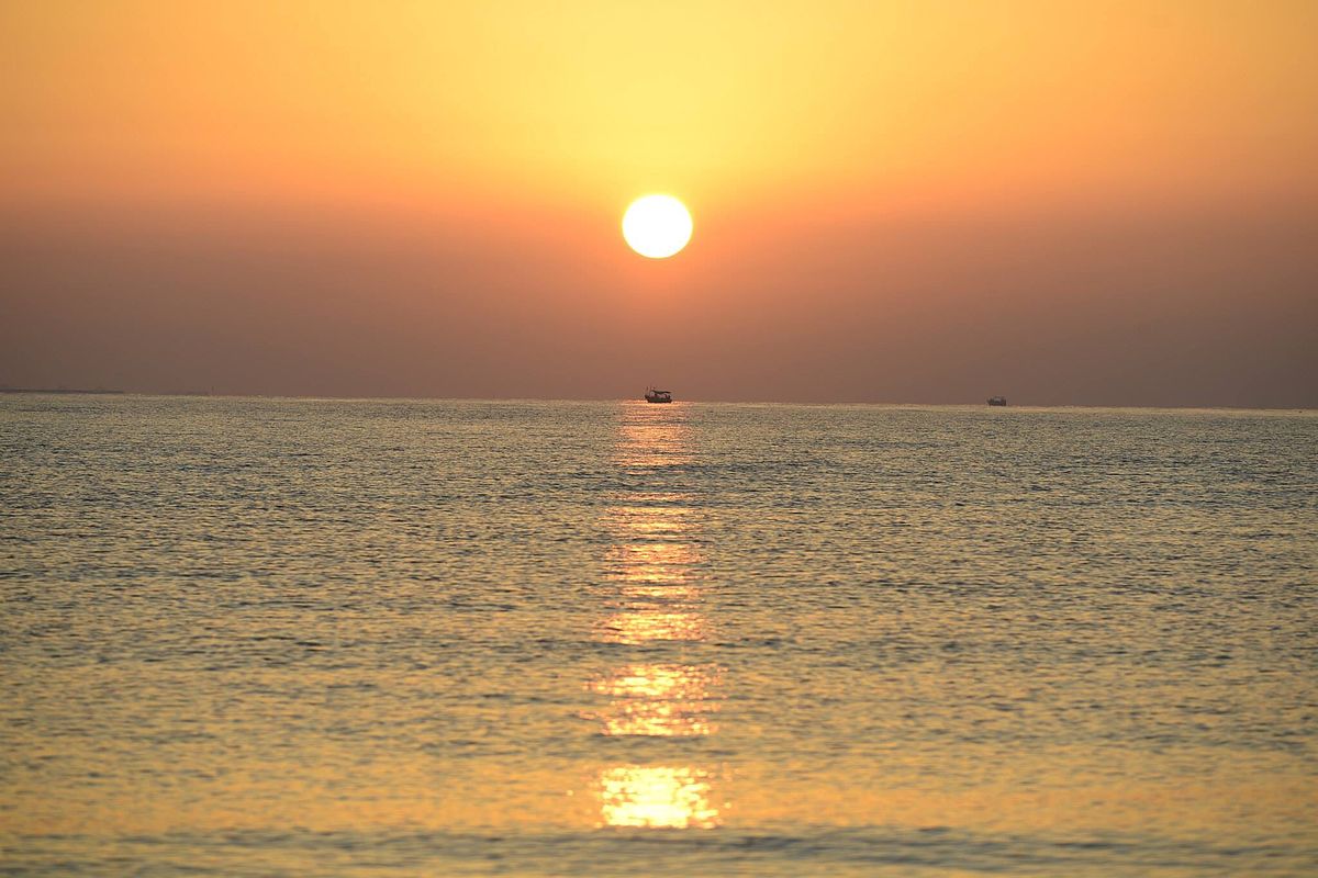 Premium Photo  Beautiful sunrise over the mediterranean sea at