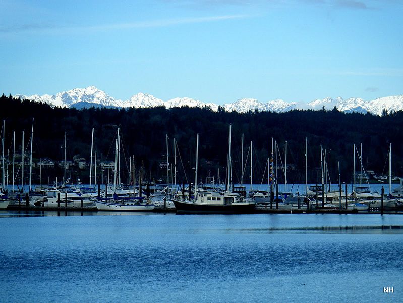 File:Sunrise on Olympic Mountains before Liberty Bay - panoramio.jpg