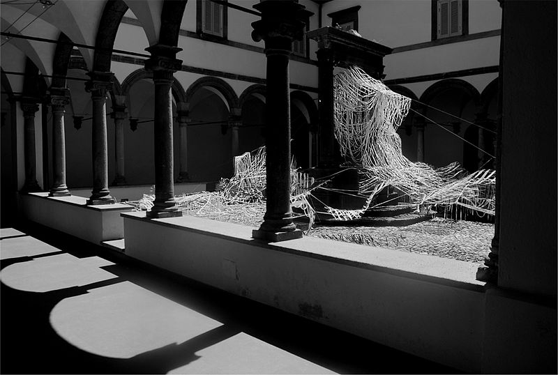 File:Susanne kessler,ritmo e linea ,installation Italy,2010.jpg